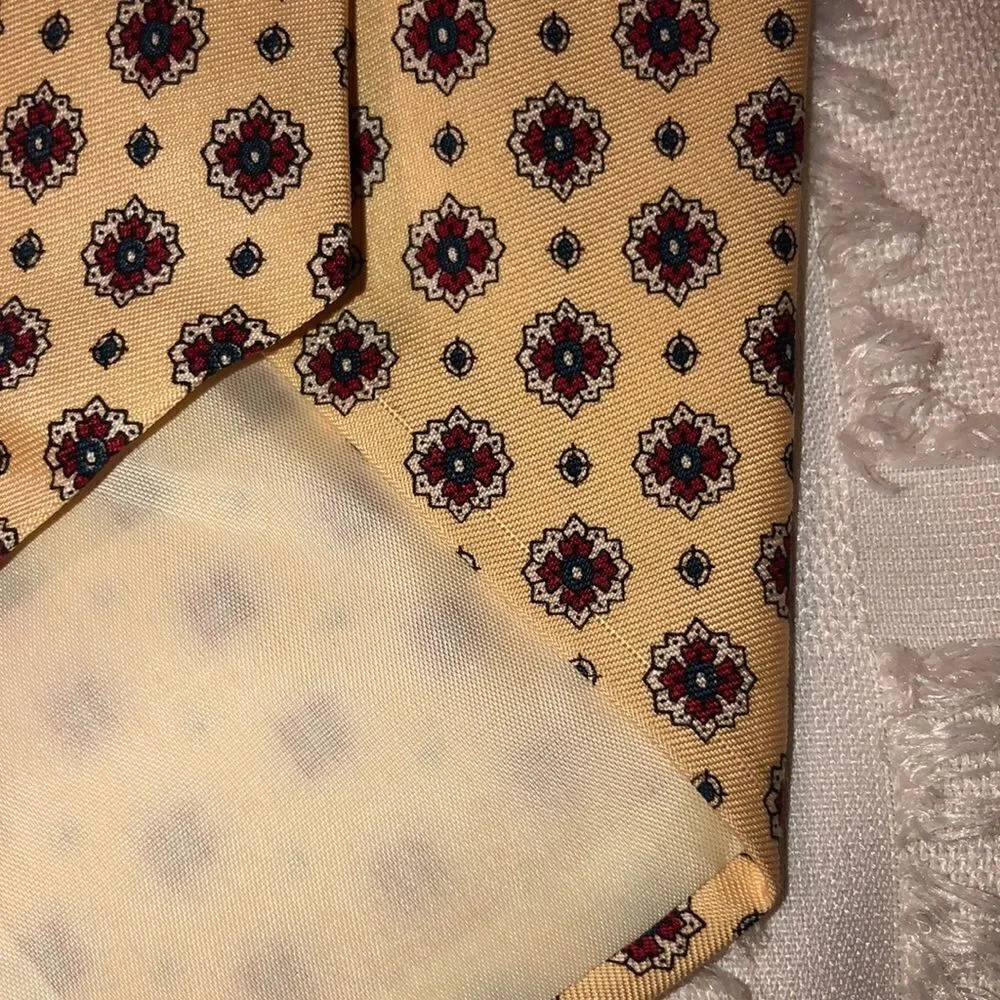 Ivory Cream Red Blue Woven Silk Tie